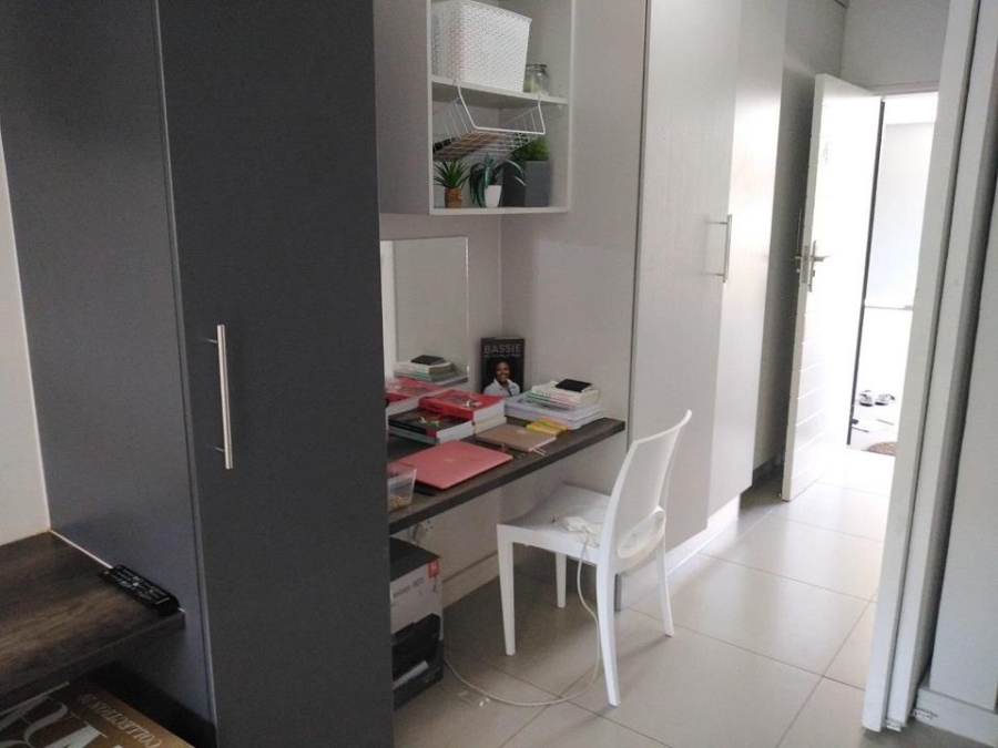 1 Bedroom Property for Sale in Die Bult Western Cape